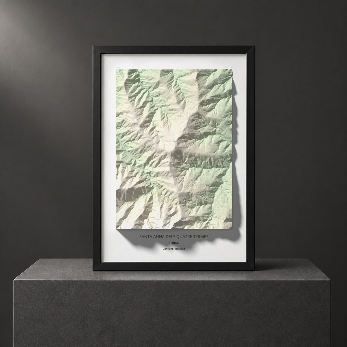 Mapa de relieve de Santa Anna dels Quatre Termes, 1348 m, Conflent · Rosselló, lámina 100 Cims de Trobart. Presentación enmarcada. 70 × 100 cm.