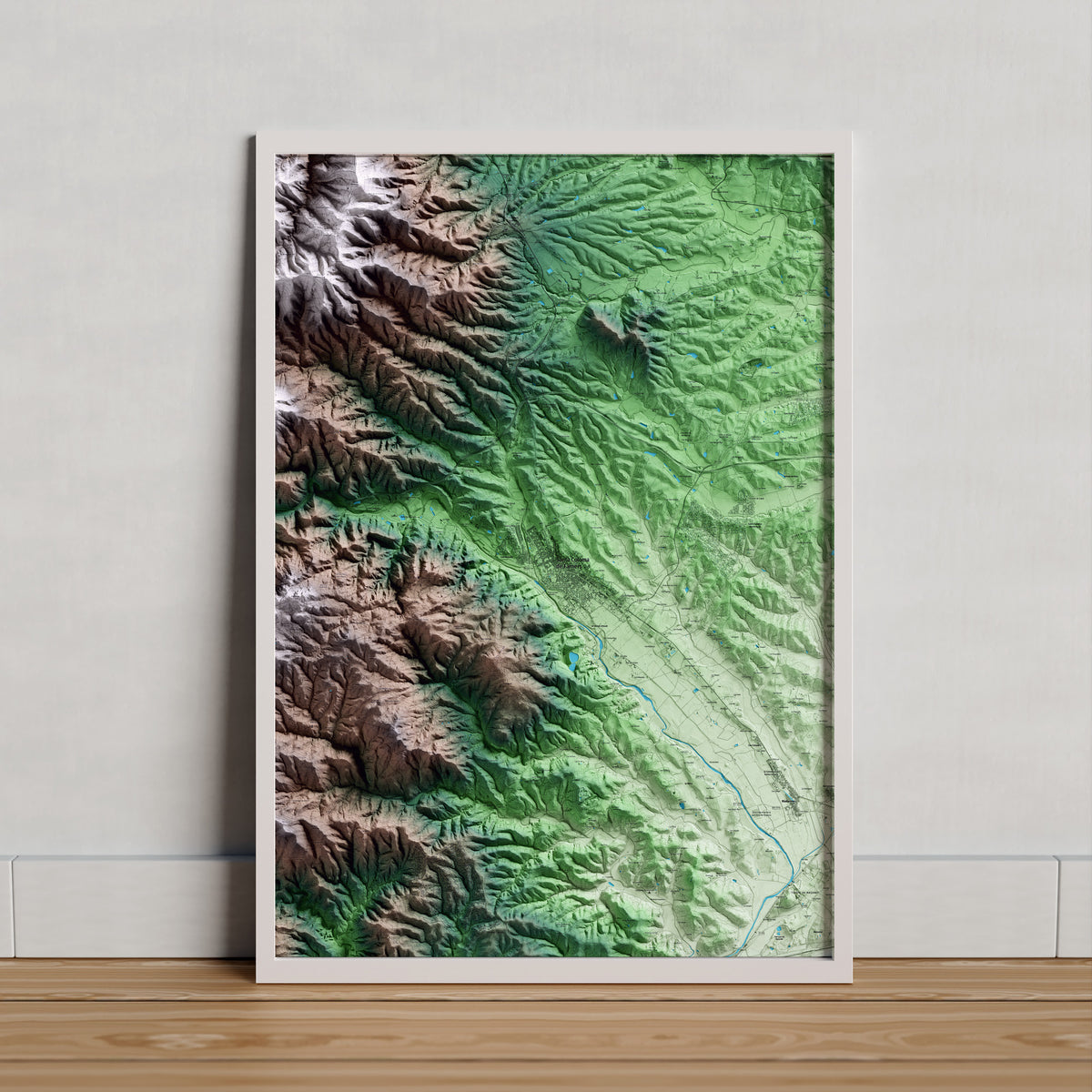 Mapa artístico del relieve de Santa Coloma de Farners, a la Selva, con 15 km de entorno y base topográfica ICGC. Presentación enmarcada.