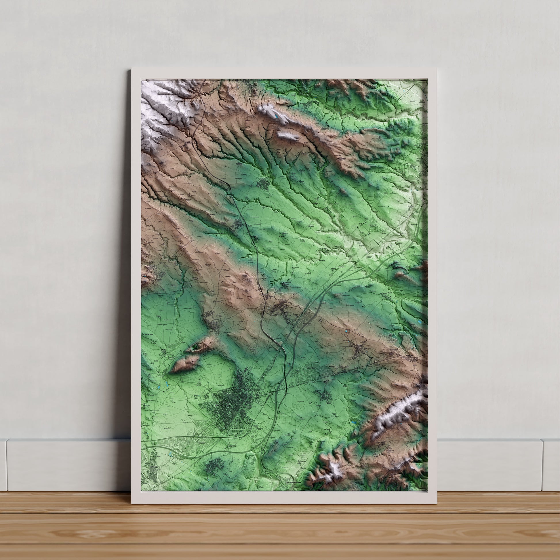 Mapa artístico del relieve de Santa Fe del Penedès, al Alt Penedès, con 15 km de entorno y base topográfica ICGC. Presentación enmarcada.