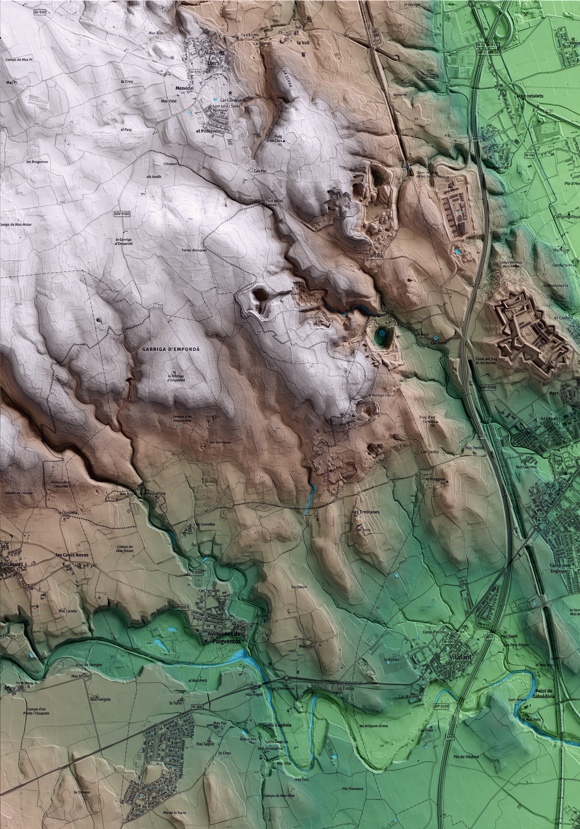 Mapa artístico del relieve de Santa Llogaia d'Àlguema, al Alt Empordà, con 15 km de entorno y base topográfica ICGC. Detalle de la zona superior izquierda.