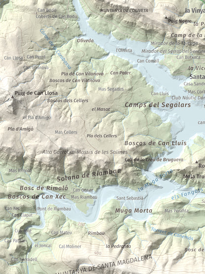 Mapa de relieve de Santa Magdalena, 526 m, Alt Empordà, lámina 100 Cims de Trobart. Detalle de la zona superior izquierda. 30 × 40 cm.