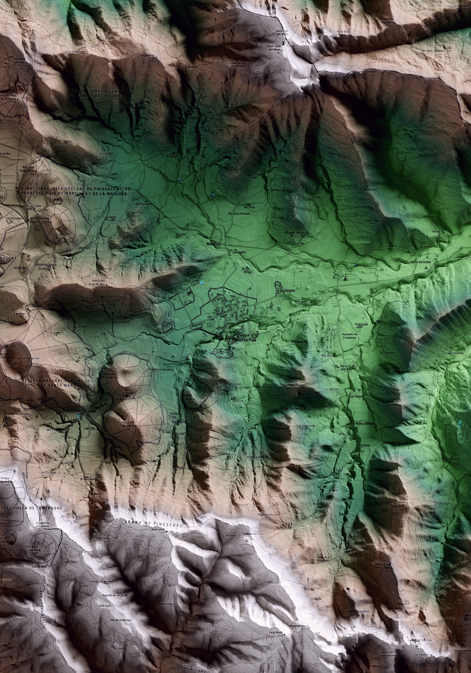 Mapa artístico del relieve de Santa Pau, a la Garrotxa, con 15 km de entorno y base topográfica ICGC. Detalle de la zona central.