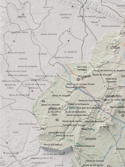 Mapa de relieve del Segrià, con el territorio en color y el entorno en blanco. Detalle de la zona superior izquierda. 30 × 40 cm. Estilo Cartográfico.