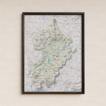 Mapa de relieve del Segrià, con el territorio en color y el entorno en blanco. Presentación con marco. 30 × 40 cm. Estilo Cartográfico.