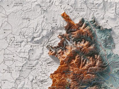 Mapa de relleu de la Selva, amb el territori en color i l’entorn en blanc. Detall de la part superior esquerra. 30 × 40 cm. Estil Blau i taronja.
