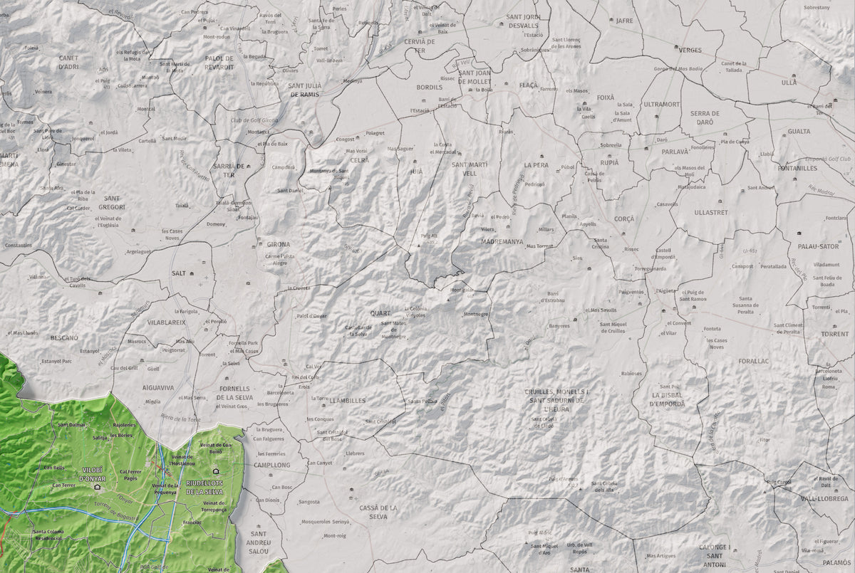 Mapa de relleu de la Selva, amb el territori en color i l’entorn en blanc. Detall de la part superior dreta. 61 × 91 cm. Estil Clàssic.