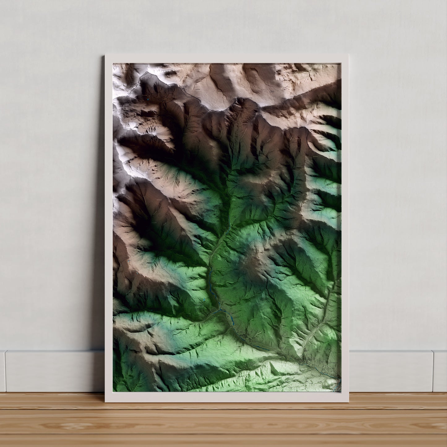 Mapa artístico del relieve de Setcases, al Ripollès, con 15 km de entorno y base topográfica ICGC. Presentación enmarcada.