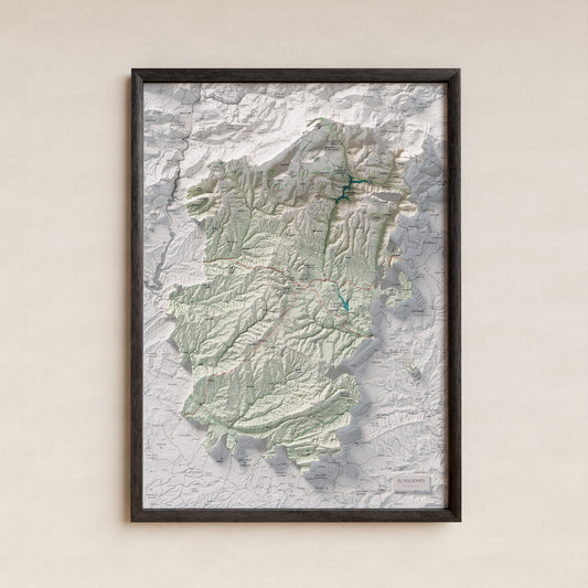 Mapa de relieve del Solsonès, con el territorio en color y el entorno en blanco. Presentación con marco. 50 × 70 cm. Estilo Cartográfico.