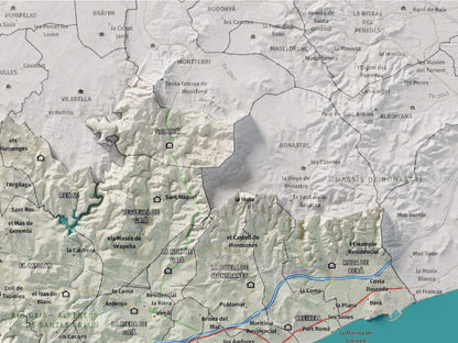 Mapa de relieve del Tarragonès, con el territorio en color y el entorno en blanco. Detalle de la zona superior derecha. 30 × 40 cm. Estilo Cartográfico.
