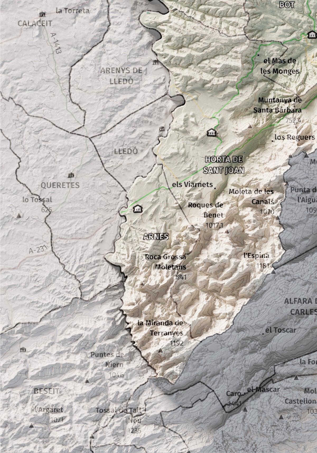 Mapa de relleu de la Terra Alta, amb el territori en color i l’entorn en blanc. Detall de la part inferior esquerra. 21 × 30 cm. Estil Cartogràfic.