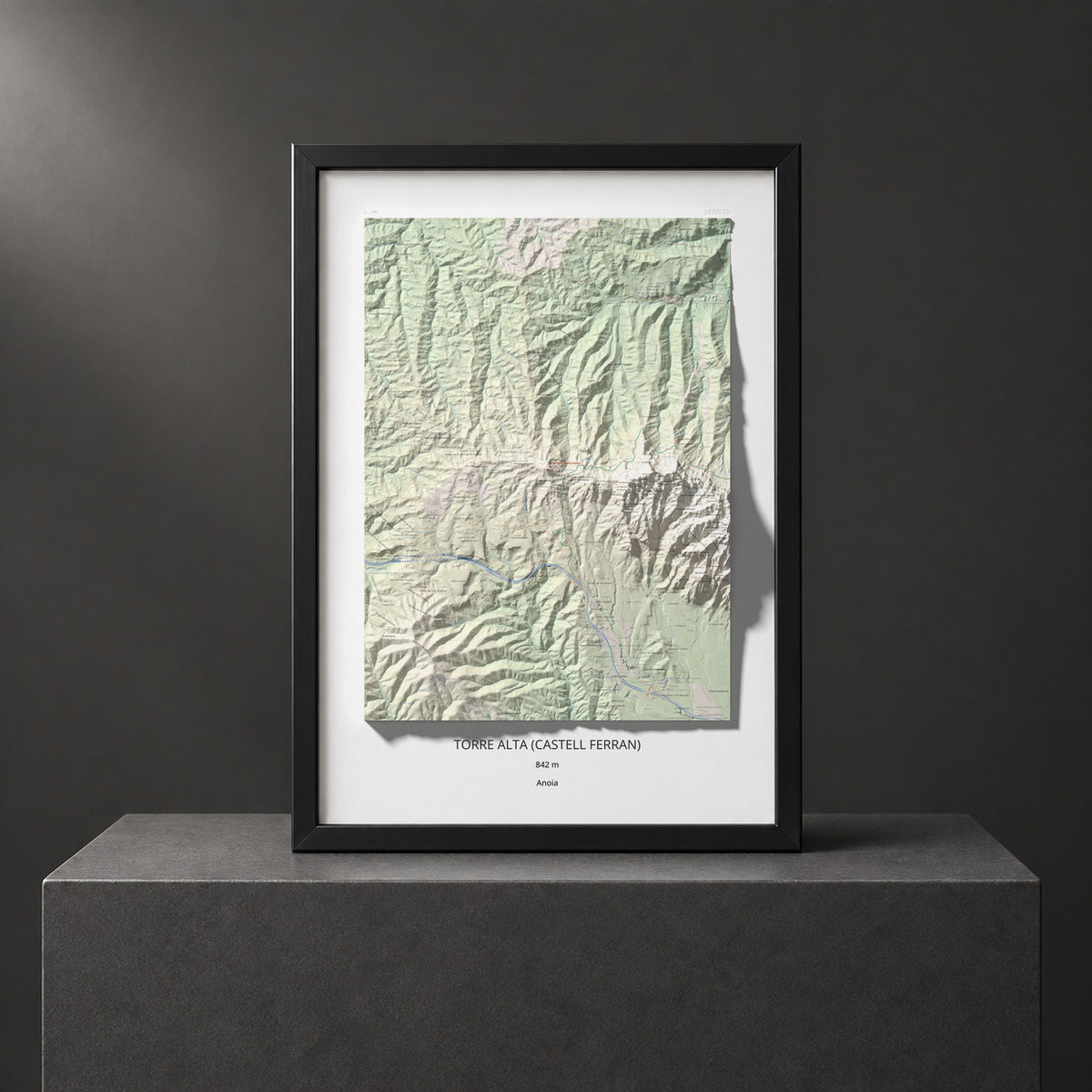 Mapa de relieve de Torre Alta (Castell Ferran), 842 m, Anoia, lámina 100 Cims de Trobart. Presentación enmarcada. 70 × 100 cm.