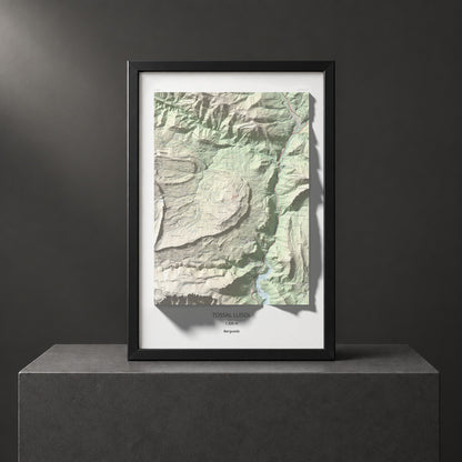 Mapa de relieve de Tossal Llisol, 1326 m, Berguedà, lámina 100 Cims de Trobart. Presentación enmarcada. 61 × 91 cm.