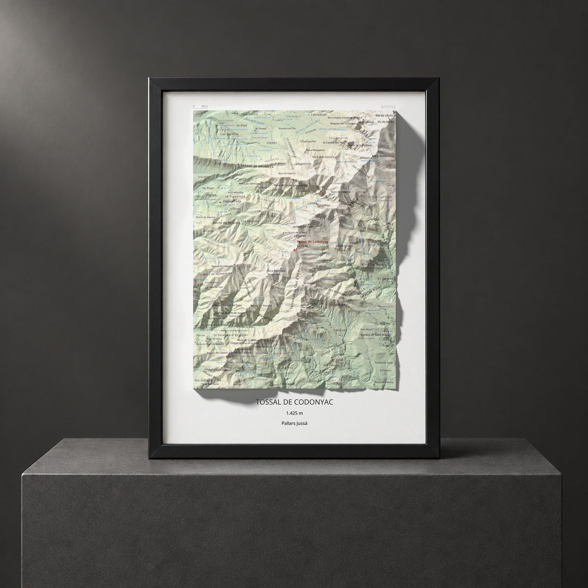 Mapa de relieve de Tossal de Codonyac, 1425 m, Pallars Jussà, lámina 100 Cims de Trobart. Presentación enmarcada. 30 × 40 cm.
