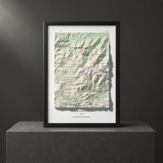 Mapa de relieve de Tossal de la Baltasana, 1201 m, Baix Camp · Conca de Barberà, lámina 100 Cims de Trobart. Presentación enmarcada. 21 × 30 cm.