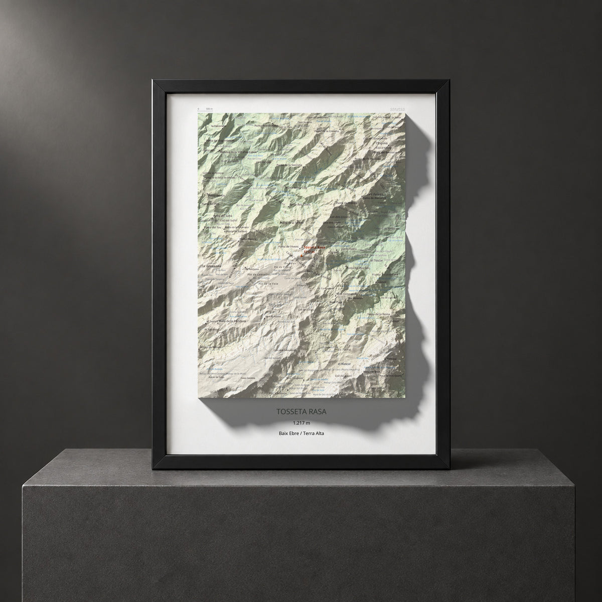 Mapa de relieve de Tosseta Rasa, 1217 m, Baix Ebre · Terra Alta, lámina 100 Cims de Trobart. Presentación enmarcada. 30 × 40 cm.