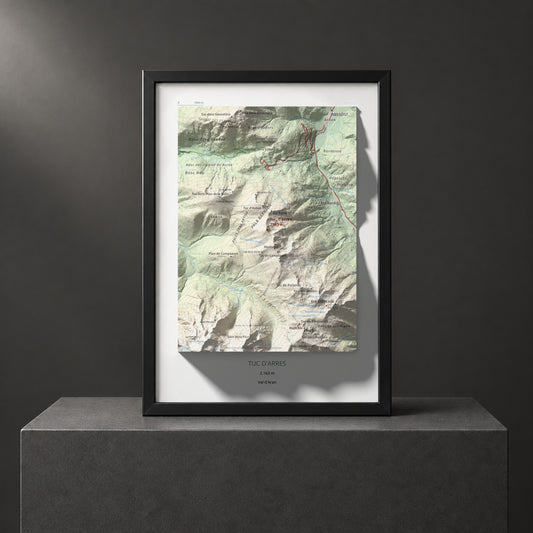 Mapa de relieve de Tuc d'Arres, 2163 m, Val d'Aran, lámina 100 Cims de Trobart. Presentación enmarcada. 21 × 30 cm.