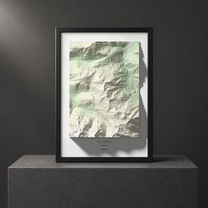 Mapa de relieve de Tuc d'Arres, 2163 m, Val d'Aran, lámina 100 Cims de Trobart. Presentación enmarcada. 70 × 100 cm.