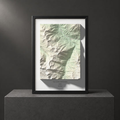 Mapa de relieve de Tuc d'Era Entecada, 2269 m, Val d'Aran, lámina 100 Cims de Trobart. Presentación enmarcada. 70 × 100 cm.