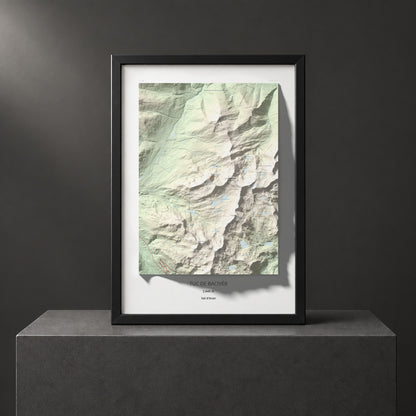 Mapa de relieve de Tuc de Bacivèr, 2645 m, Val d'Aran, lámina 100 Cims de Trobart. Presentación enmarcada. 70 × 100 cm.