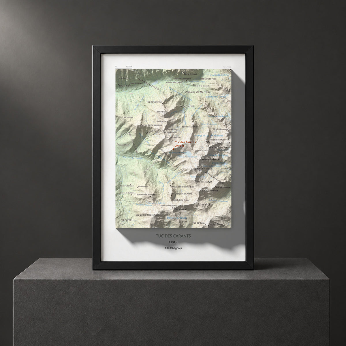 Mapa de relieve de Tuc des Carants, 2791 m, Alta Ribagorça, lámina 100 Cims de Trobart. Presentación enmarcada. 21 × 30 cm.