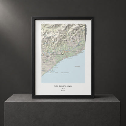 Mapa de relieve de Turó d'Onofre Arnau, 131 m, Maresme, lámina 100 Cims de Trobart. Presentación enmarcada. 30 × 40 cm.