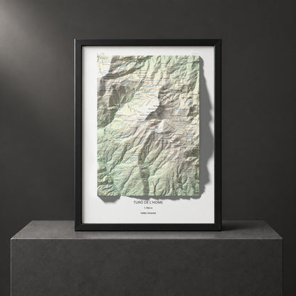 Mapa de relieve de Turó de l'Home, 1706 m, Vallès Oriental, lámina 100 Cims de Trobart. Presentación enmarcada. 30 × 40 cm.