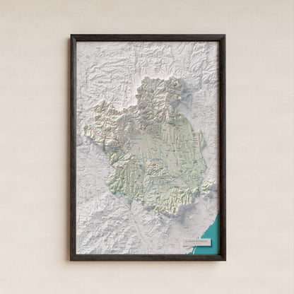 Mapa de relieve del Vallès Occidental, con el territorio en color y el entorno en blanco. Presentación con marco. 61 × 91 cm. Estilo Cartográfico.