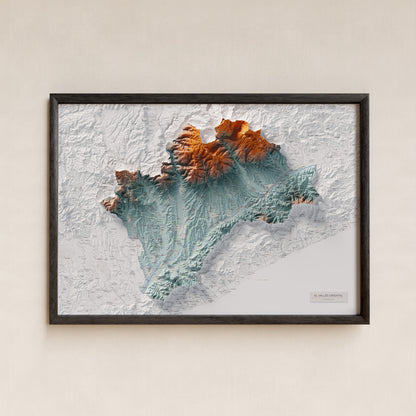 Mapa de relieve del Vallès Oriental, con el territorio en color y el entorno en blanco. Presentación con marco. 70 × 100 cm. Estilo Azul y naranja.