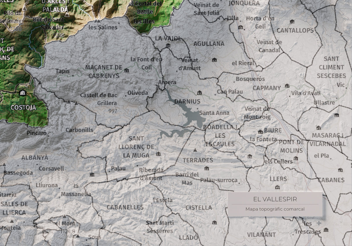 Mapa de relieve del Vallespir, con el territorio en color y el entorno en blanco. Detalle de la zona inferior derecha. 21 × 30 cm. Estilo Clásico.