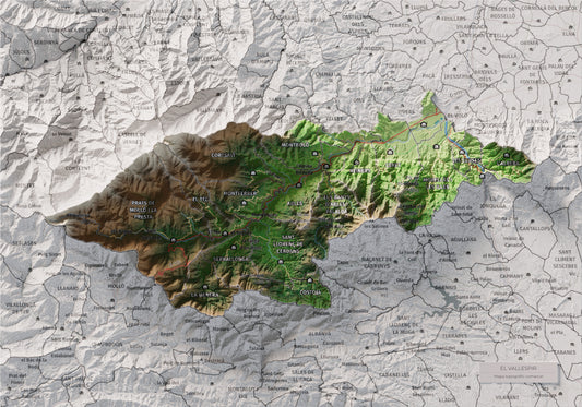 Mapa de relieve del Vallespir, con el territorio en color y el entorno en blanco. Vista completa de la lámina. 21 × 30 cm. Estilo Clásico.
