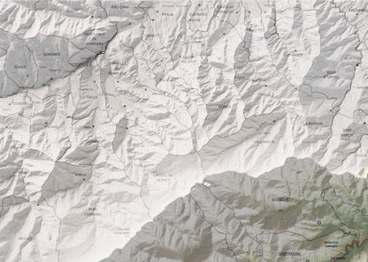 Mapa de relieve del Vallespir, con el territorio en color y el entorno en blanco. Detalle de la zona superior izquierda. 50 × 70 cm. Estilo Cartográfico.