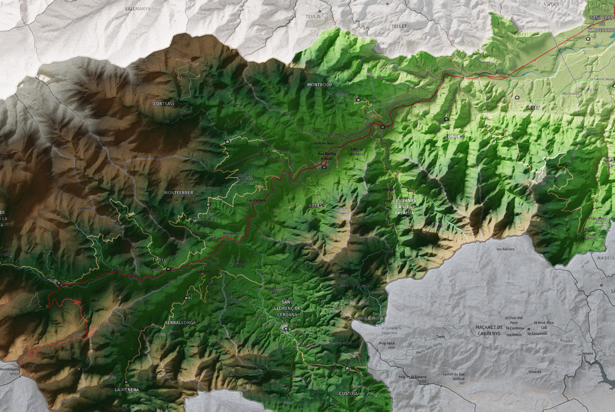 Mapa de relieve del Vallespir, con el territorio en color y el entorno en blanco. Detalle de la zona central. 61 × 91 cm. Estilo Clásico.
