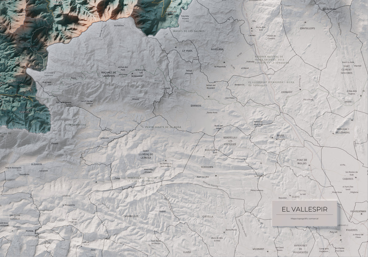 Mapa de relieve del Vallespir, con el territorio en color y el entorno en blanco. Detalle de la zona inferior derecha. 70 × 100 cm. Estilo Azul y naranja.