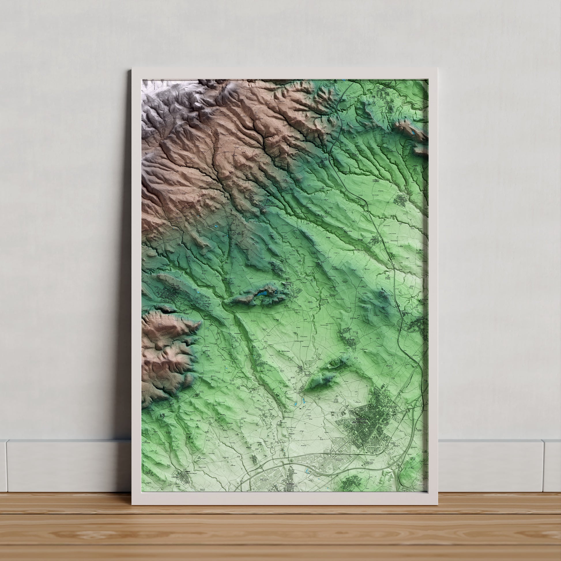 Mapa artístico del relieve de Vilobí del Penedès, al Alt Penedès, con 15 km de entorno y base topográfica ICGC. Presentación enmarcada.
