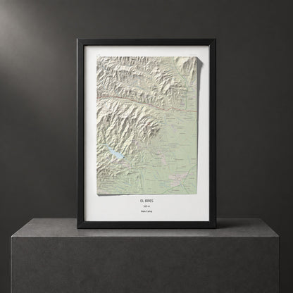 Mapa de relieve del Bres, 525 m, Baix Camp, lámina 100 Cims de Trobart. Presentación enmarcada. 50 × 70 cm.