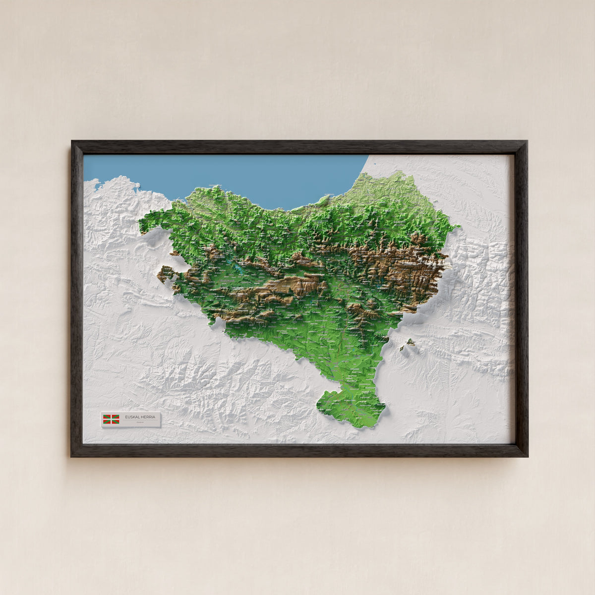 Euskal Herria, Clàssic, 61 × 91 cm: presentació en marc negre (marc no inclòs).