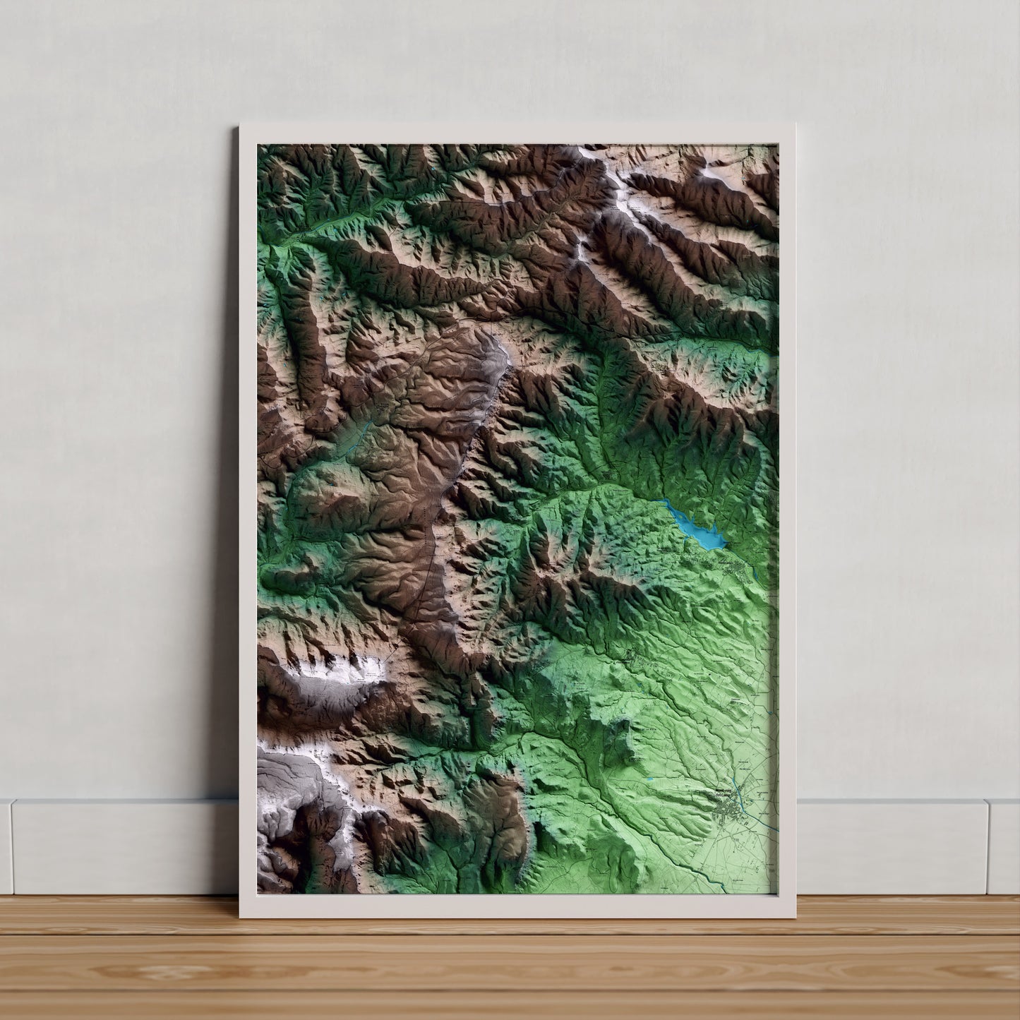 Mapa artístico del relieve de l'Argentera, al Baix Camp, con 15 km de entorno y base topográfica ICGC. Presentación enmarcada.