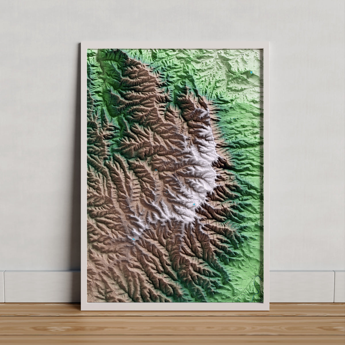 Mapa artístico del relieve de la Fatarella, a la Terra Alta, con 15 km de entorno y base topográfica ICGC. Presentación enmarcada.