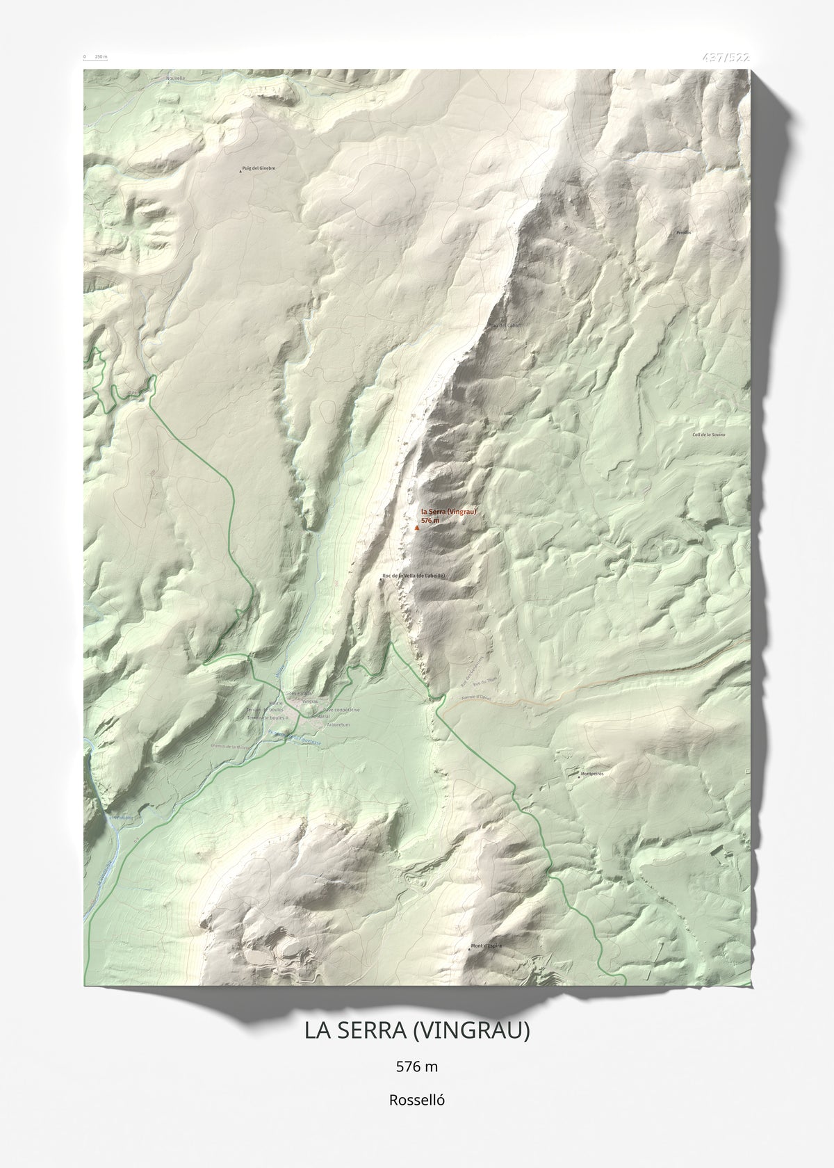 Mapa topogràfic del relleu: la Serra (Vingrau), 576 m. Làmina completa. 50 × 70 cm.