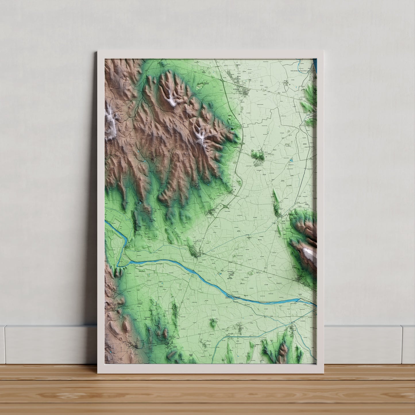 Mapa artístico del relieve de la Tallada d'Empordà, al Baix Empordà, con 15 km de entorno y base topográfica ICGC. Presentación enmarcada.