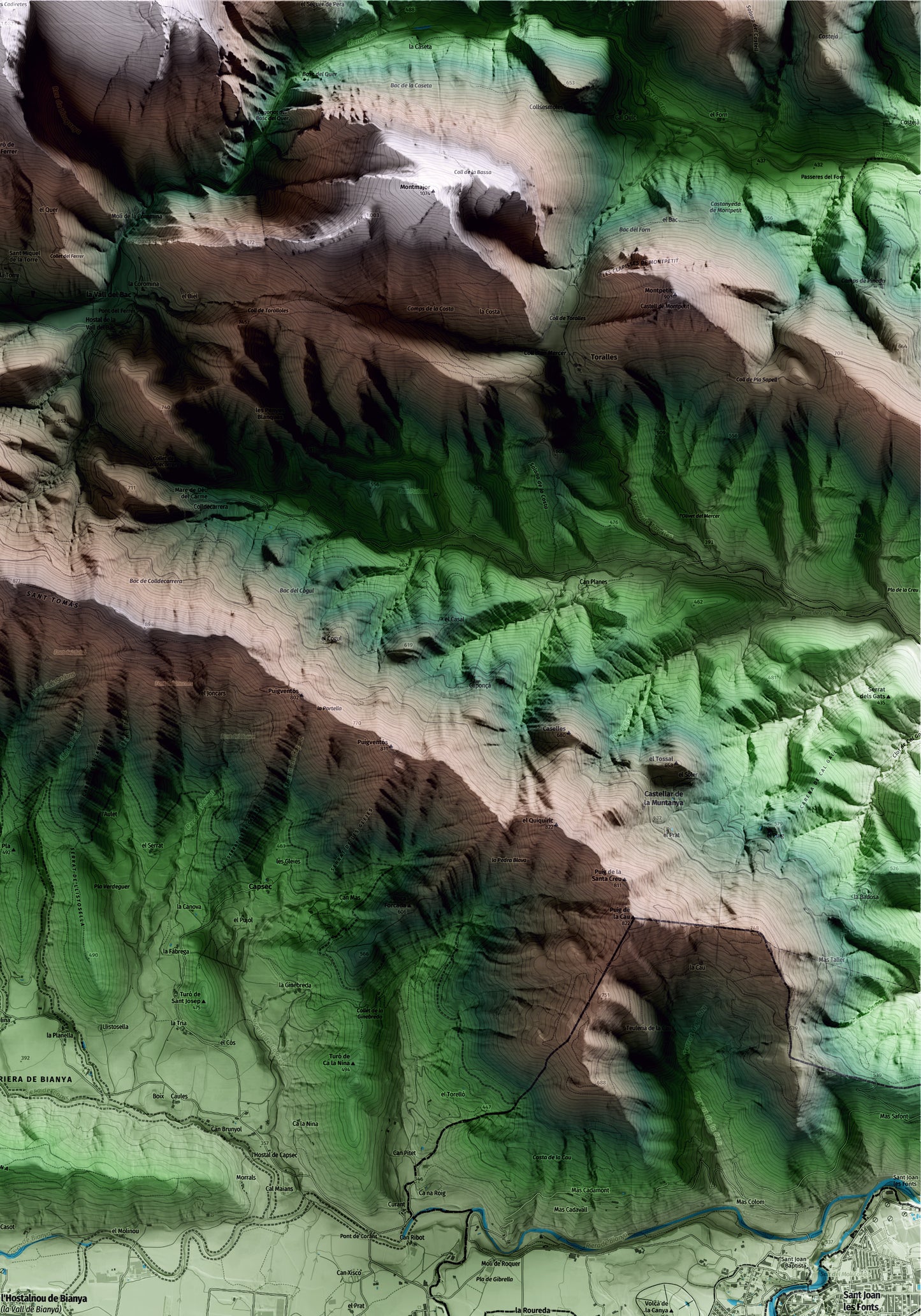 Mapa artístico del relieve de la Vall de Bianya, a la Garrotxa, con 15 km de entorno y base topográfica ICGC. Detalle de la zona superior derecha.