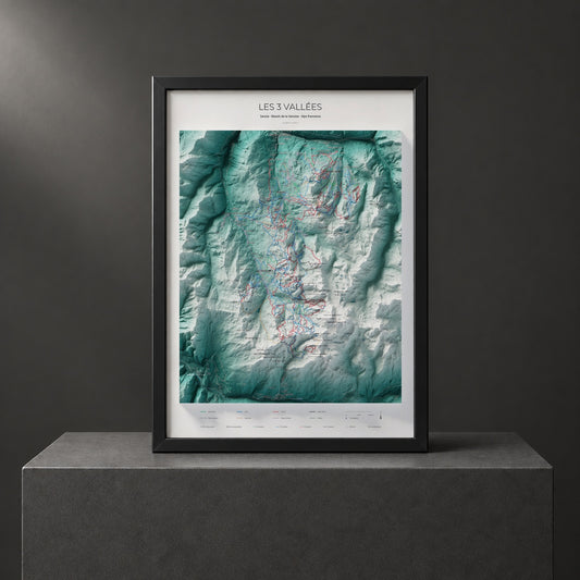 Mapa de pistas de Les 3 Vallées · Alpina · 50 × 70 cm. Lámina enmarcada en negro sobre un pedestal.