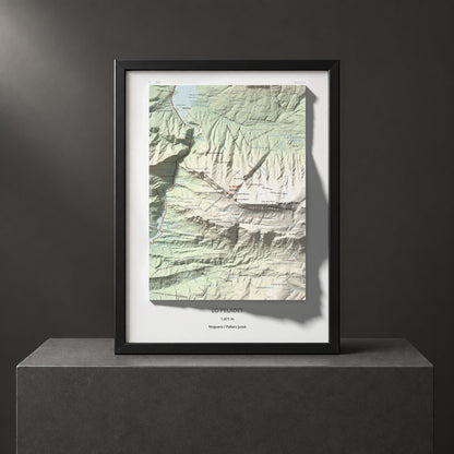 Mapa de relieve de lo Peladet, 1471 m, Noguera · Pallars Jussà, lámina 100 Cims de Trobart. Presentación enmarcada. 30 × 40 cm.