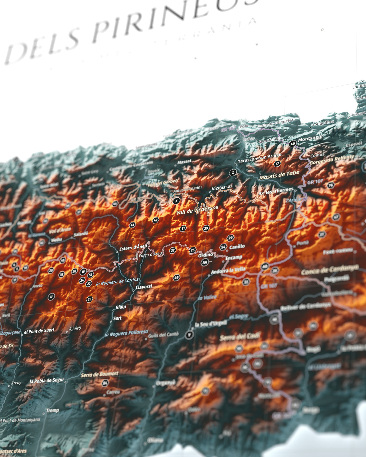 Pica d'Estats: detalle en perspectiva del mapa de los Pirineos, paleta Contrastado.