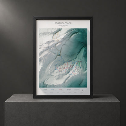 Mapa de pistes de Port del Comte · Alpina · 50 × 70 cm. Làmina emmarcada en negre sobre un pedestal.