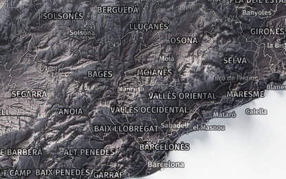 Mapa del relleu de Catalunya · Gris lavanda · 21 × 30 cm · Ciutats i límits administratius