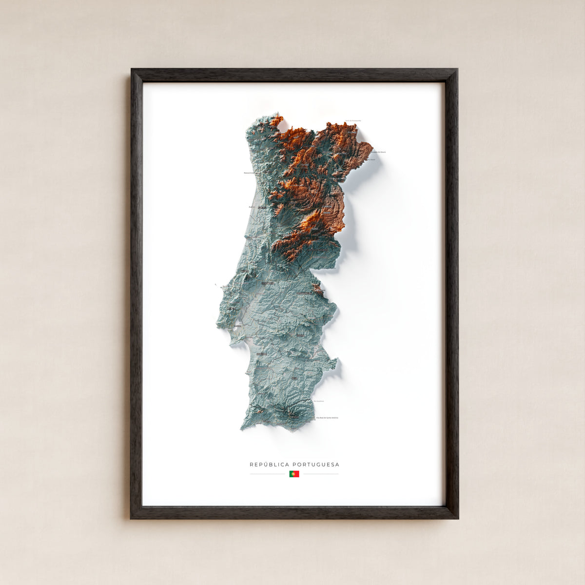 Mapa del relieve de Portugal continental · Contrastado · 50 × 70 cm · Lámina enmarcada