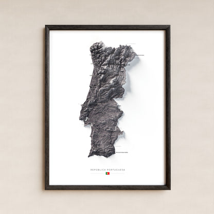 Mapa del relieve de Portugal continental · Gris lavanda · 30 × 40 cm · Lámina enmarcada